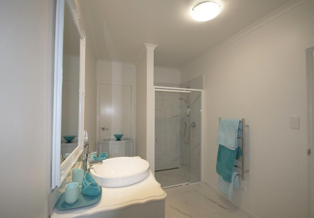 Castlewood Cottage Company Bay Ngoại thất bức ảnh